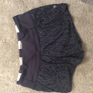 Lululemon shorts size 2